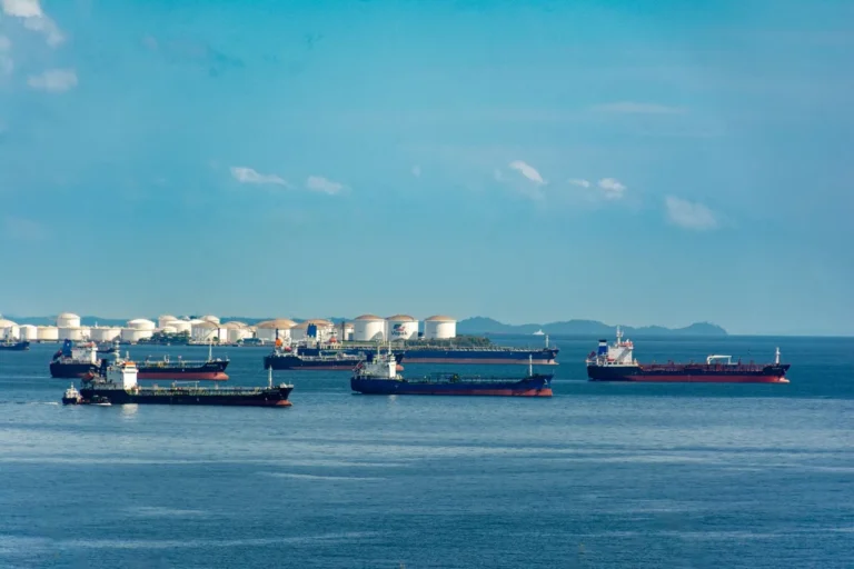 Aerial view of a huge supertanker at sea, similar to the Seawise Giant